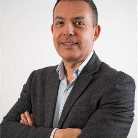 William J. Carrillo V.